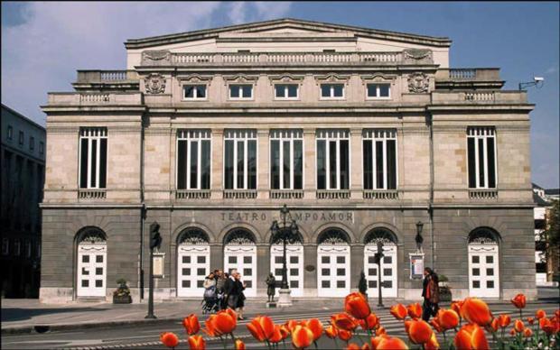 Opera Duplex Junto Al Teatro Campoamor Oviedo Exterior photo